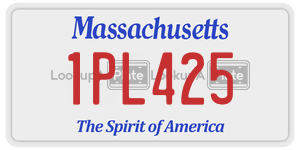1PL425  license plate in MA