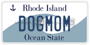 DOGMOM license plate in Rhode Island